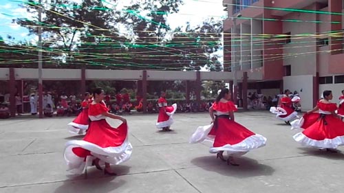 danzas folcloricas tradicionales ecuador costa sierra oriente 4