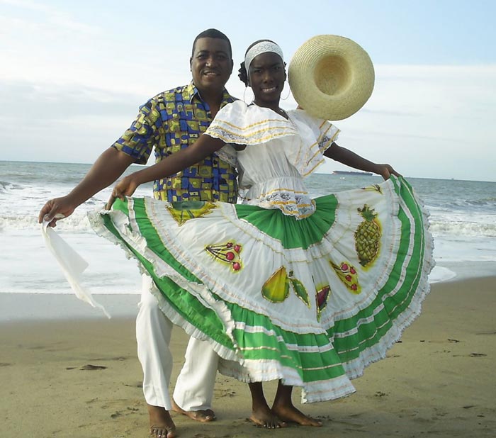 vestimenta afroecuatorianos afrodescendientes ecuador